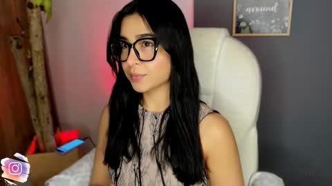 Snapshot of val_varago chatting on 21, 12, 2025 val_varago online show from 21, 12, 2025