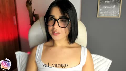 Snapshot of val_varago chatting on 13, 4, 2026 val_varago online show from 13, 4, 2026