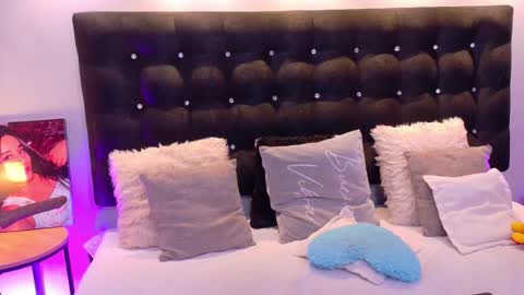 Valen Scott online show from 17, 11, 2025