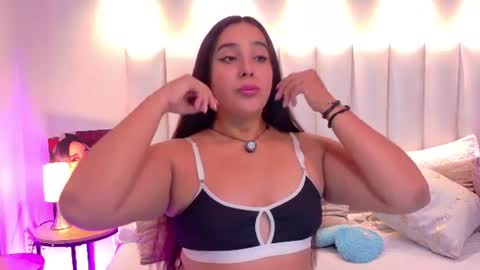 Valen Scott online show from 8, 8, 2026