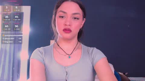 Snapshot of valen_thompson chatting on 15, 12, 2024 IG-valen mendoza99  twitter valenthompson99 online show from 15, 12, 2024