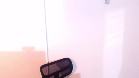 Snapshot of valen_tina33 chatting on 30, 6, 2026 Valentina online show from 30, 6, 2026