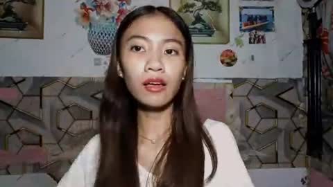 Snapshot of valenciasumney chatting on 10, 6, 2026 Camille online show from 10, 6, 2026