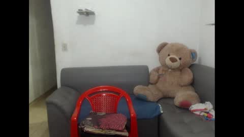 Snapshot of valentina028 chatting on 5, 3, 2025 valentina028 online show from 5, 3, 2025