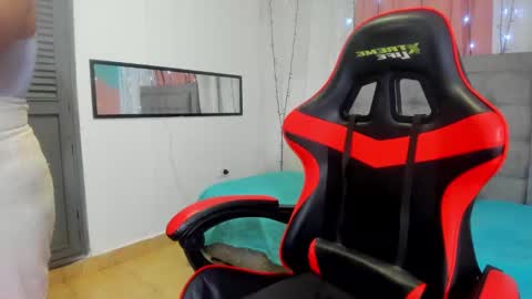 Valentina online show from 17, 2, 2025