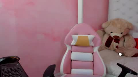 VALENTINA  online show from 30, 4, 2026