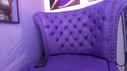 VALENTINA  online show from 3, 5, 2026