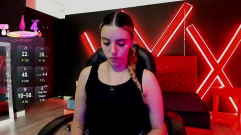 Snapshot of valentina_red18 chatting on 6, 4, 2026 Valentina online show from 6, 4, 2026