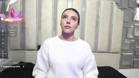 Snapshot of valentina_red18 chatting on 5, 5, 2026 Valentina online show from 5, 5, 2026
