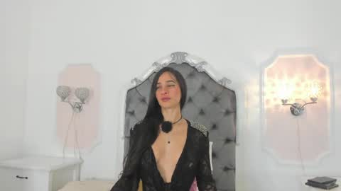 Snapshot of valentina_ross_ chatting on 29, 6, 2026 Valentina online show from 29, 6, 2026