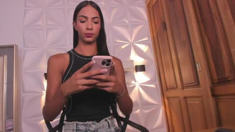 valentinaliux_ online show from 21, 5, 2026
