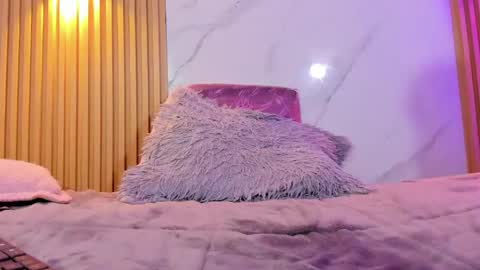 valentinaliux_ online show from 3, 6, 2026