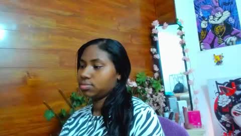 Snapshot of valentinavega18x chatting on 31, 10, 2025 valentina vega online show from 31, 10, 2025