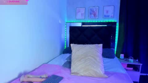 Snapshot of valentinehells chatting on 14, 3, 2026 valentinehells online show from 14, 3, 2026