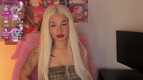 Danielle  Please help me to reach 300 thumbs up online show from 6, 2, 2025