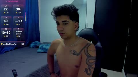 Snapshot of valentino_santos chatting on 30, 9, 2025 valentino santos online show from 30, 9, 2025