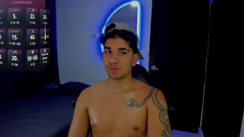 Snapshot of valentino_santos chatting on 3, 10, 2025 valentino santos online show from 3, 10, 2025