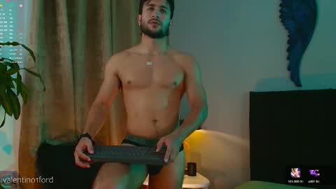 Snapshot of valentinoford chatting on 2, 10, 2025 Valentino online show from 2, 10, 2025