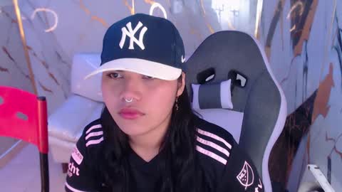 Snapshot of valeri_harpers4 chatting on 5, 10, 2025 valeri_harpers4 online show from 5, 10, 2025