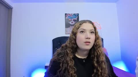 Valeria and Zoe online show from 17, 3, 2026