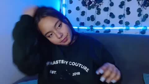 Snapshot of valeria_cherry chatting on 21, 12, 2024 valeria online show from 21, 12, 2024