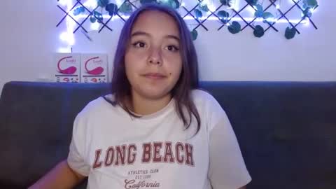 Snapshot of valeria_cherry chatting on 22, 2, 2025 valeria online show from 22, 2, 2025