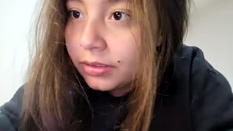 Snapshot of valeria_cherry chatting on 1, 3, 2025 valeria online show from 1, 3, 2025