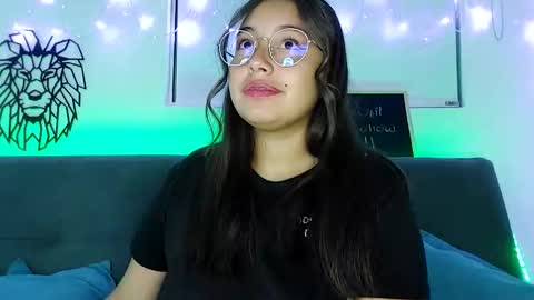 Snapshot of valeria_cherry chatting on 6, 10, 2025 valeria online show from 6, 10, 2025