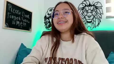 Snapshot of valeria_cherry chatting on 9, 10, 2025 valeria online show from 9, 10, 2025