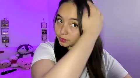Snapshot of valeria_cherry chatting on 8, 7, 2026 valeria online show from 8, 7, 2026