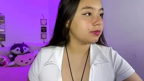 Snapshot of valeria_cherry chatting on 4, 8, 2026 valeria online show from 4, 8, 2026