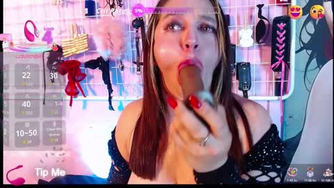 Snapshot of valeria_de_leon chatting on 13, 9, 2025 valeria_de_leon online show from 13, 9, 2025