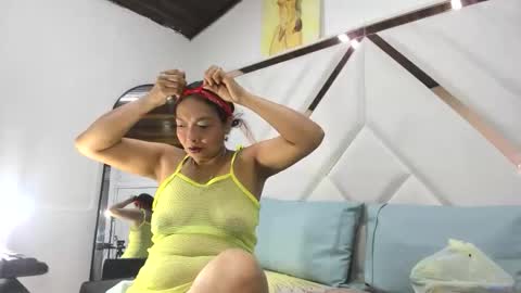 valeria_gil_ online show from 5, 5, 2026