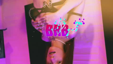   online show from 30, 1, 2025