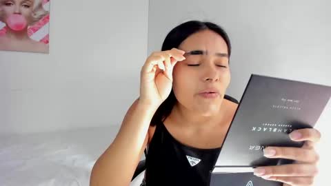 valeria_miller69 online show from 7, 5, 2026