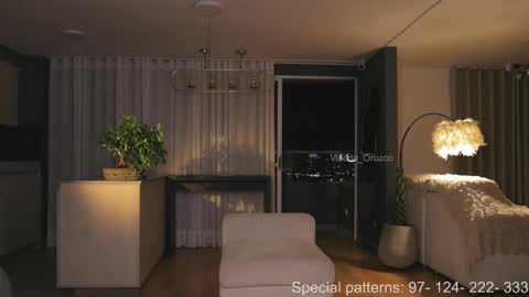 Snapshot of valeria_orozco chatting on 23, 5, 2026 valeria_orozco online show from 23, 5, 2026