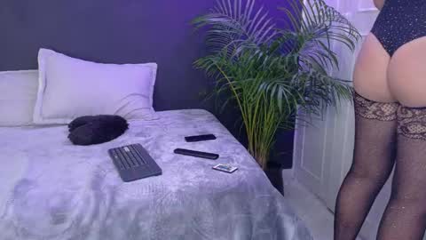 Snapshot of valeriaa_cruz chatting on 21, 5, 2026 valeriaa cruz online show from 21, 5, 2026
