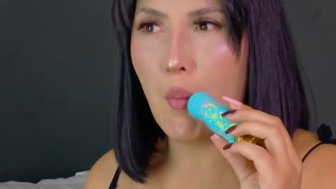Snapshot of valeriaa_cruz chatting on 8, 6, 2026 valeriaa cruz online show from 8, 6, 2026