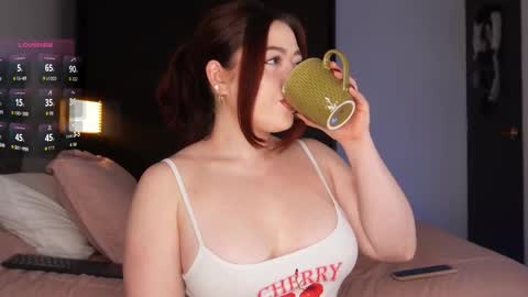 Snapshot of valerie07 chatting on 26, 9, 2025 valerie07 online show from 26, 9, 2025