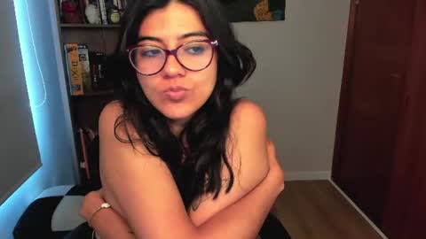 Val  online show from 17, 7, 2026