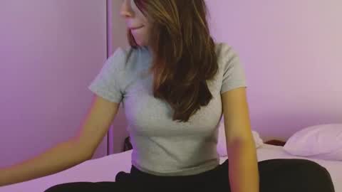 Snapshot of valerie_james3 chatting on 1, 1, 2025 Valerie online show from 1, 1, 2025