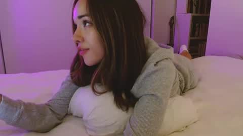 Snapshot of valerie_james3 chatting on 4, 1, 2025 Valerie online show from 4, 1, 2025