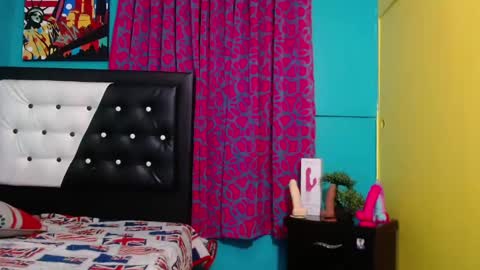 Snapshot of valerie_mase chatting on 13, 12, 2024 vale online show from 13, 12, 2024