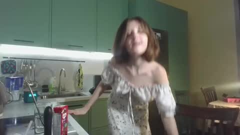 Snapshot of valerie_mooon chatting on 6, 2, 2025 Kristi moony online show from 6, 2, 2025