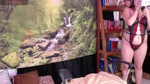 Valerie online show from 4, 5, 2026