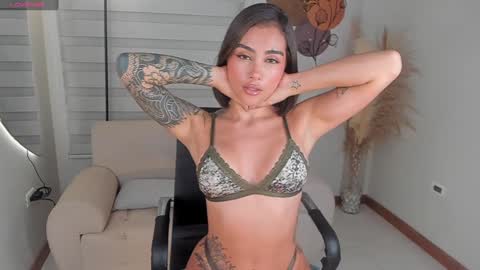 Snapshot of valerieaustin chatting on 7, 1, 2025  call me Val  online show from 7, 1, 2025