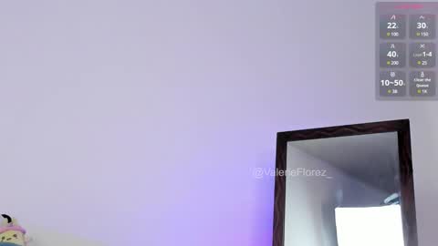 Valerie  Ig valerieflorez  online show from 31, 1, 2025