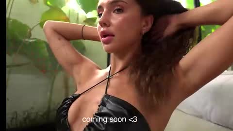 Snapshot of valerieh chatting on 7, 7, 2026 Valerie online show from 7, 7, 2026