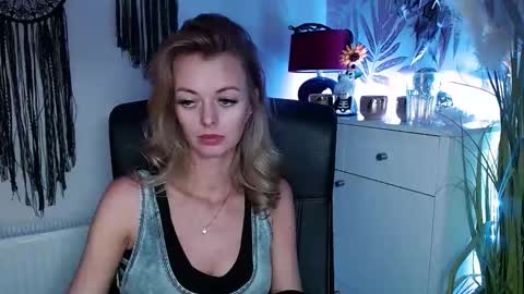 Snapshot of valerieluvsugar chatting on 14, 1, 2025 Valerie online show from 14, 1, 2025