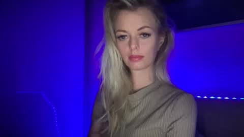 Snapshot of valerieluvsugar chatting on 27, 11, 2025 Valerie online show from 27, 11, 2025